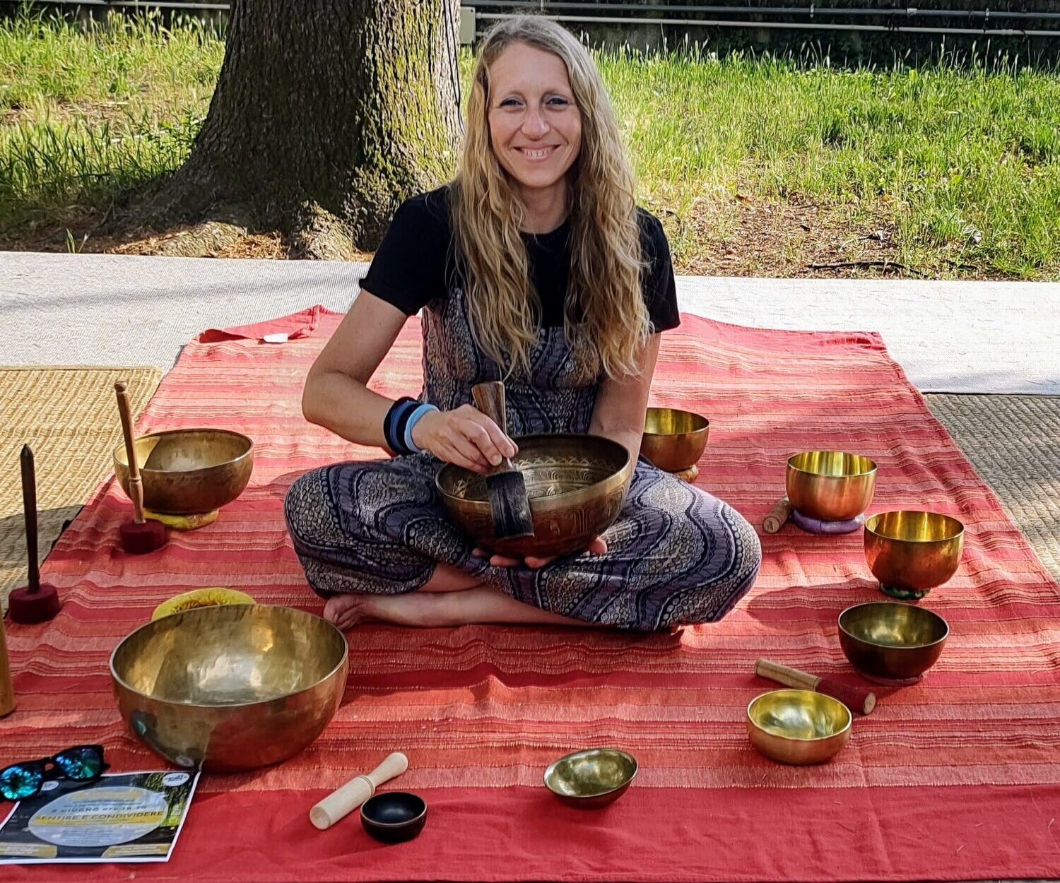 Barbara Visentin con una campana armonica