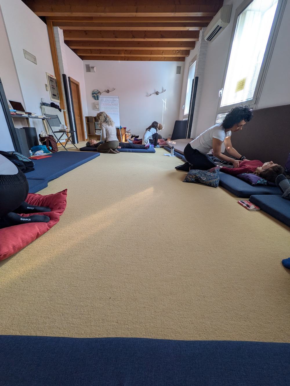 Pratica corporea di gruppo durante il workshop